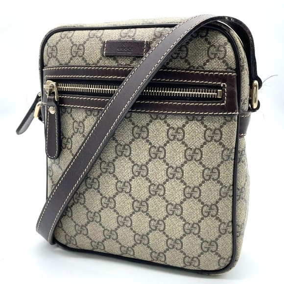Authentic Gucci GG Supreme Beige Crossbody bag - Picture 2 of 15